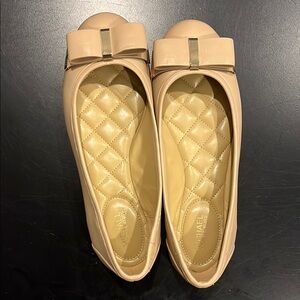 Michael Kors Cream Flats with Bow Detail